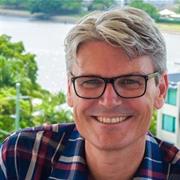 Dr Lee Harrison