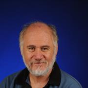 Professor Tom Roa