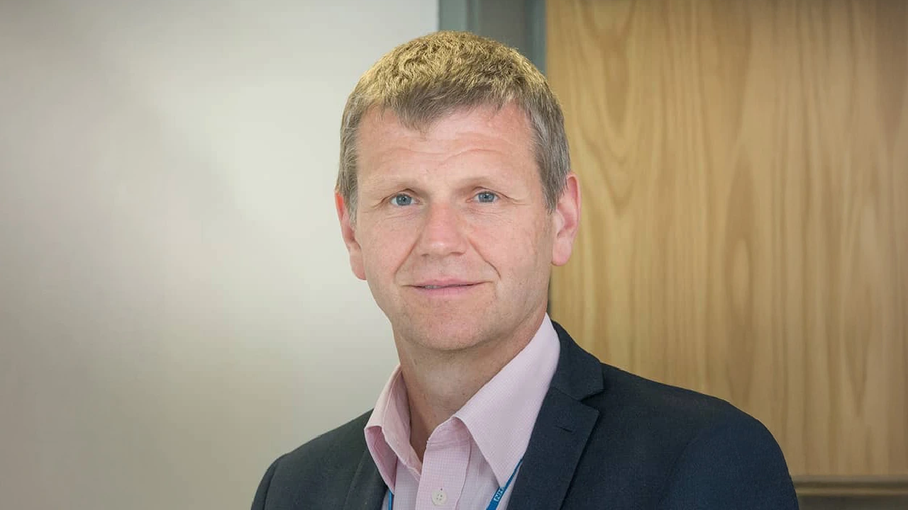 Professor Scott Wilkes