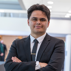 ethan-rendall-success-story-portrait