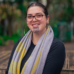 rangiamohia-dansey-white-success-story-portrait