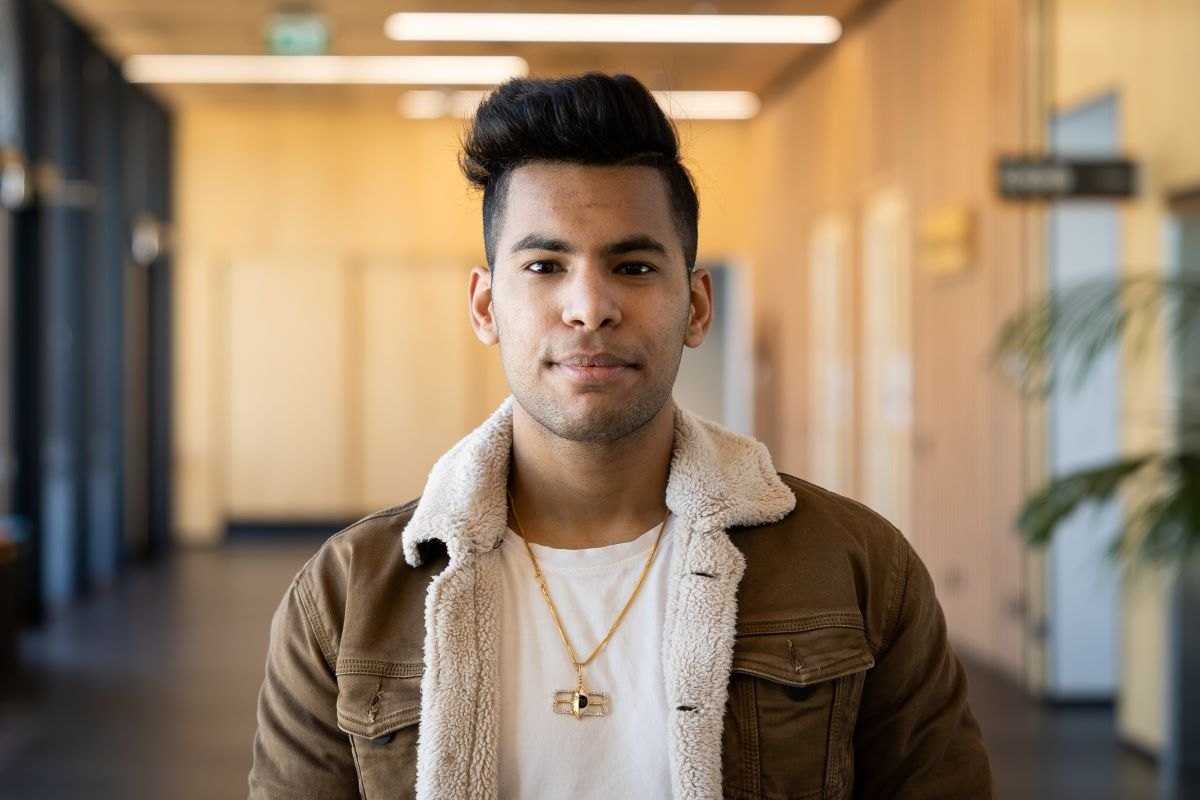 shivoy-dudeja-success-story-portrait